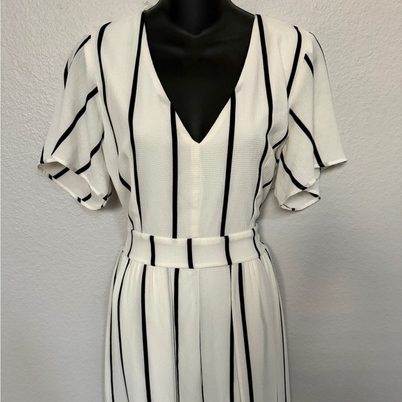 🎉 Sale Crystal Sky Stripe Romper Jumpsuit Dress - Picture 2 of 6